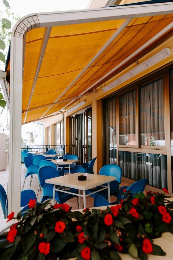 Hotel Edward Беллария-Иджеа-Марина Экстерьер фото